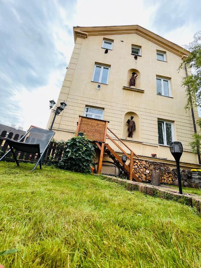 Apartma Luxura Decin Bagian luar foto