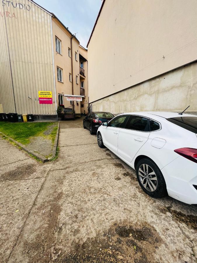 Apartma Luxura Decin Bagian luar foto
