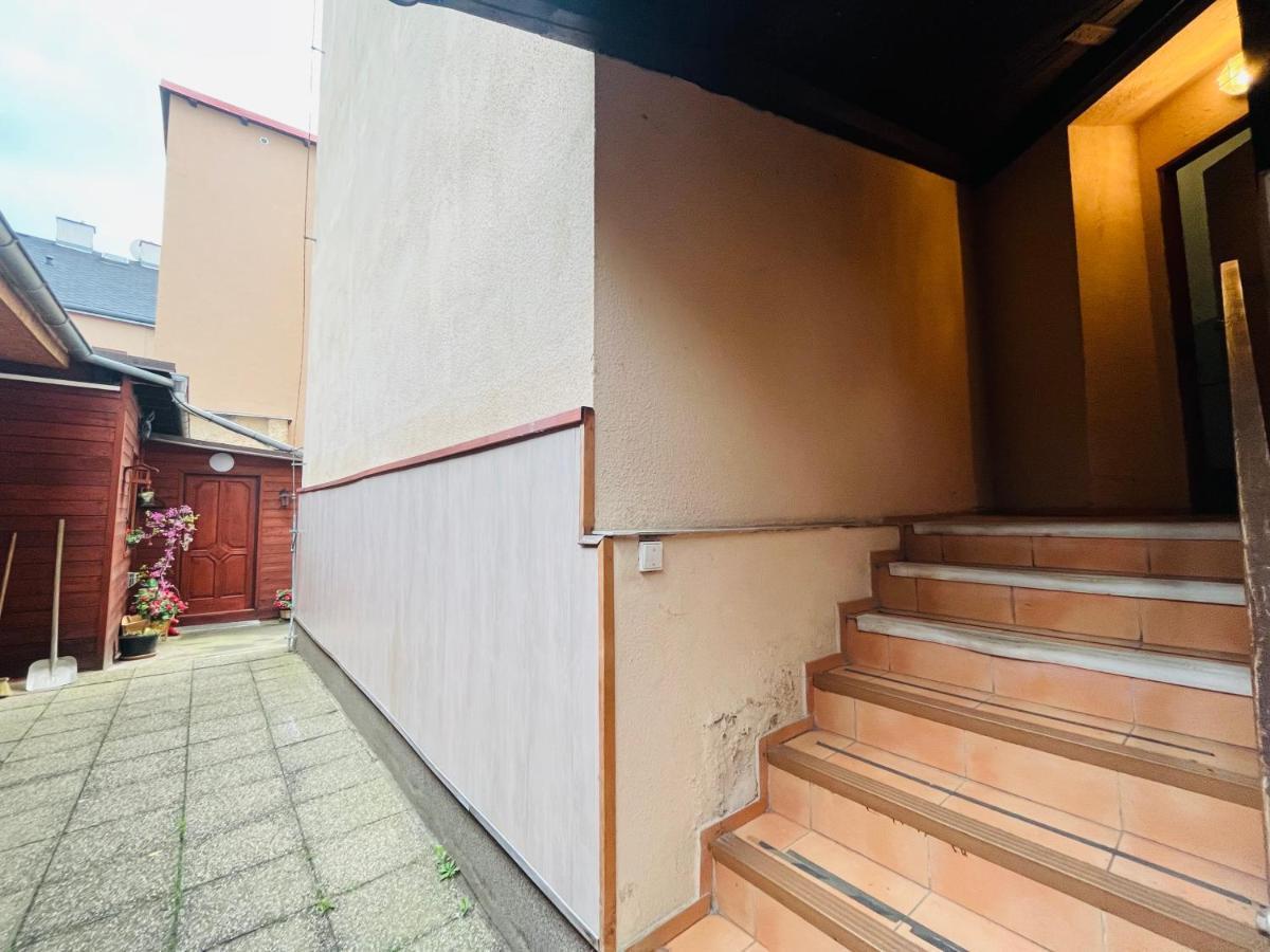 Apartma Luxura Decin Bagian luar foto