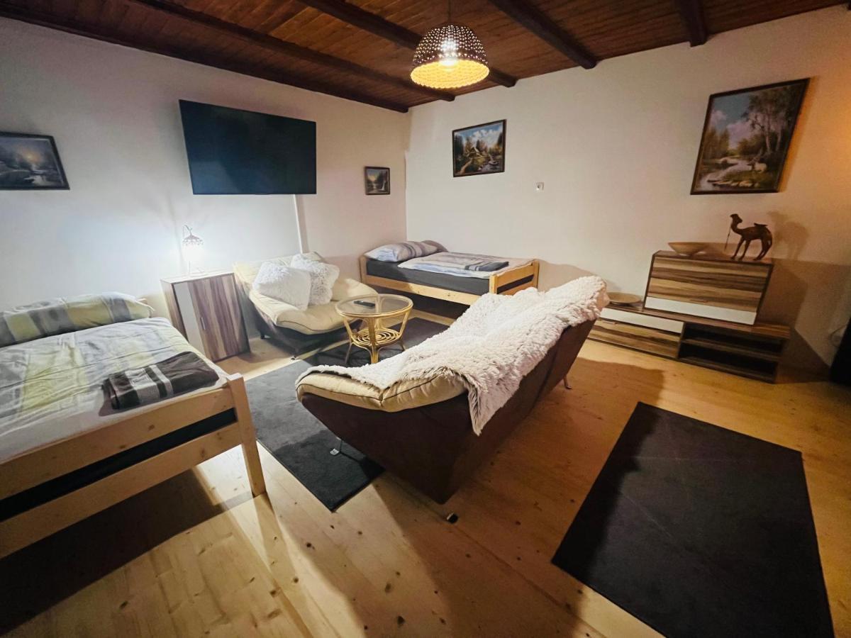 Apartma Luxura Decin Bagian luar foto